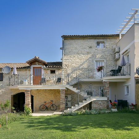 Apartments Borgo 8 Tar-Vabriga Eksteriør bilde